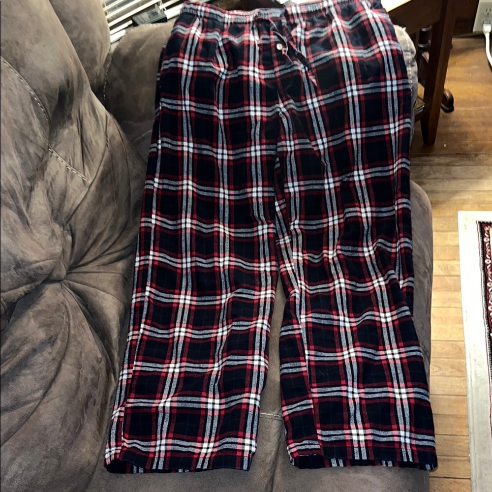 Men's Plaid Lounge Pants - Black and Red